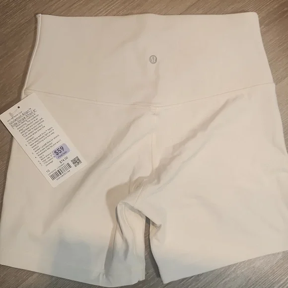 Lululemon Align Side-Stripe Shorts 6" NWT - Picture 4 of 5